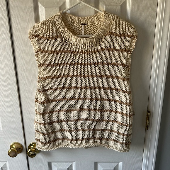Free People Sweaters - NWT Free People Sweater vest